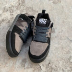 Husky Negro Gris
